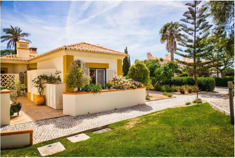 2Bedroom Bungalow Heated Shared Pool ,Near Carvoeiro And Ferrugudo Extérieur photo