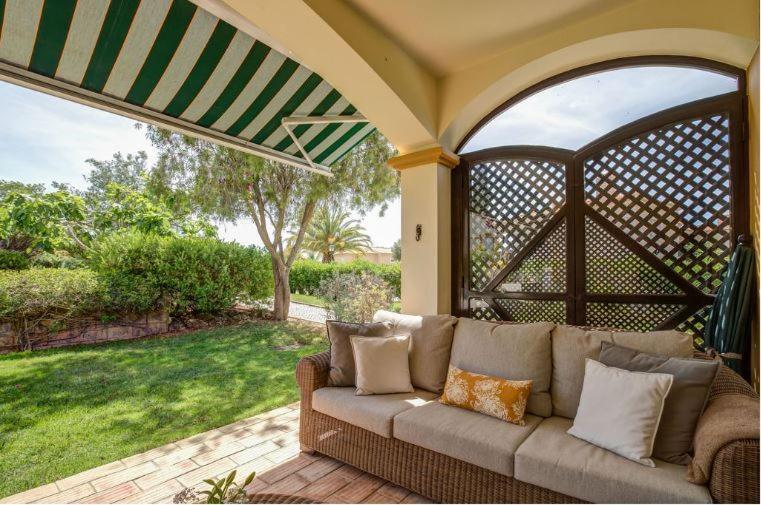 2Bedroom Bungalow Heated Shared Pool ,Near Carvoeiro And Ferrugudo Extérieur photo